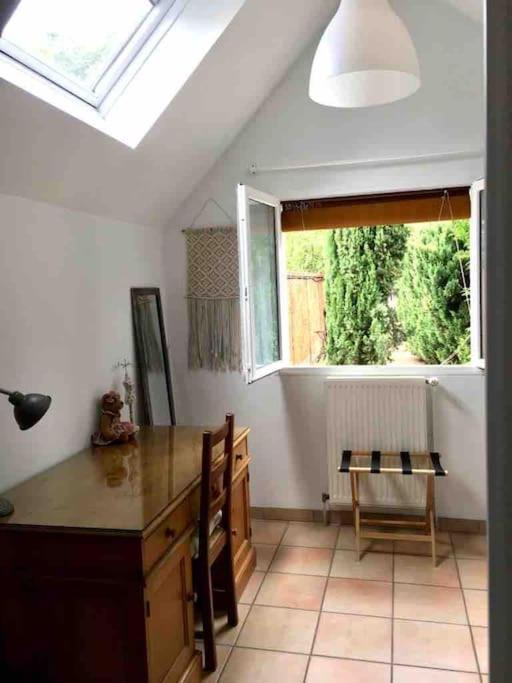 «  La Petite Maison » ....Des Grands Espaces... Saint-Maur-des-Fossés Kültér fotó